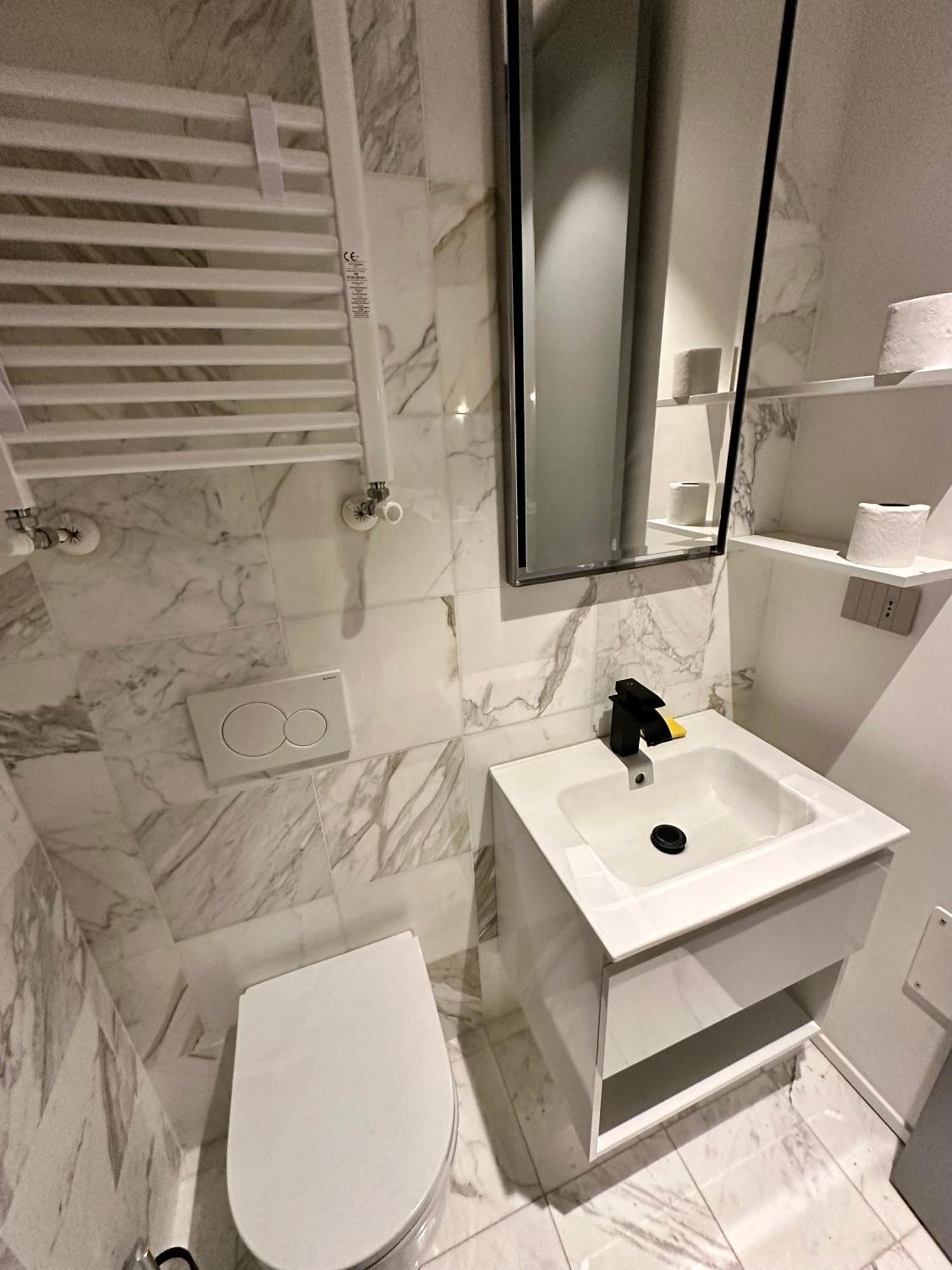 Apartament Casa Broletto - Centro Citta Mediolan Zewnętrze zdjęcie